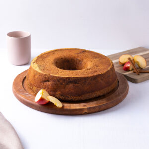Bolo de maçã, canela e banana
